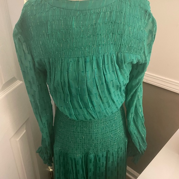 Anthropologie đź’š Green Smocked Maxi Dress - Picture 6 of 8